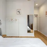 شقة Cute In