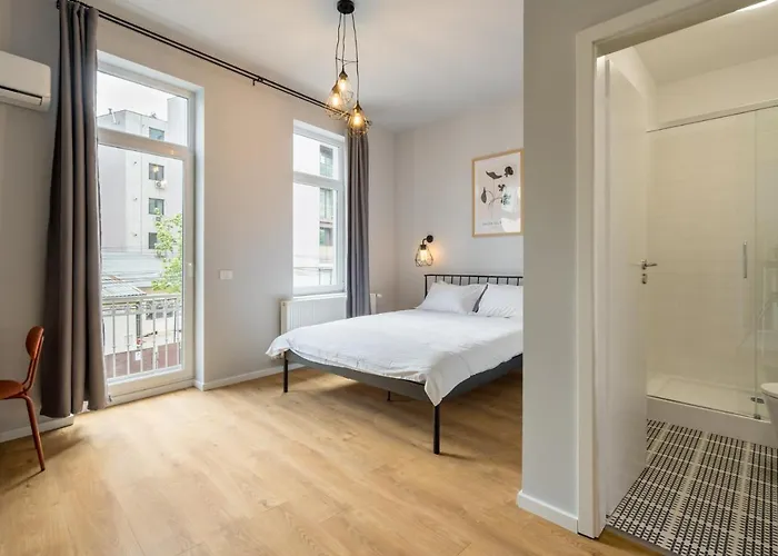 Cute In * Bukurešť